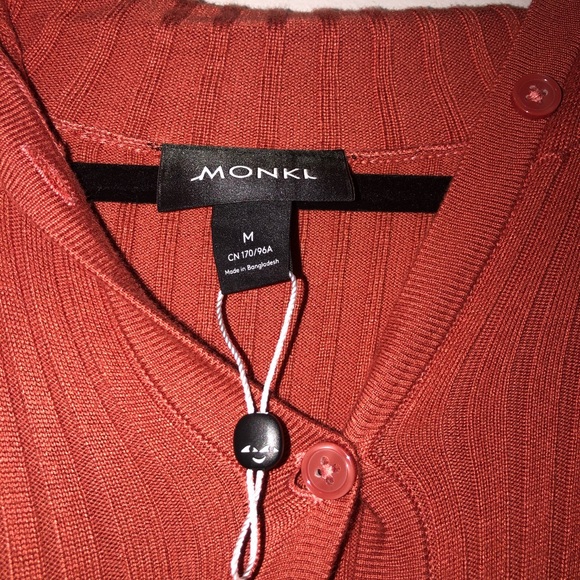 Monki (ASOS ) ribbed midi dress in red - Picture 7 of 11